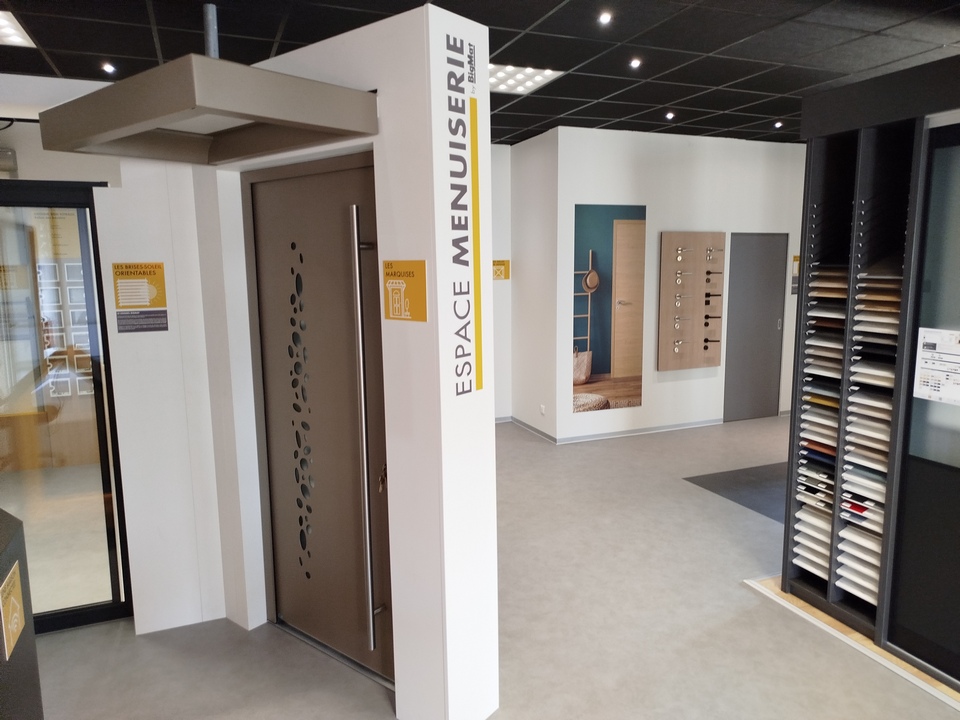 chavelot-epinal-menuiserie-fenetre-volet-store-porte-pergola-renovation-vosges-dressing-escalie