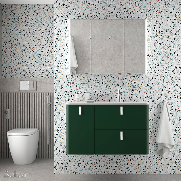 Ce meuble de salle de bain Uniq de chez SALGAR est accroché au mur, pour un gain d’espace en dessous et une impression plus moderne.