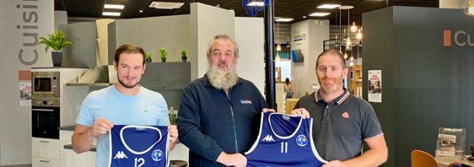 Remise de maillots dans votre agence BigMat d'Auxerre !