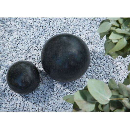 Sphère Granit Noir– Penez Herman – Différentes Tailles