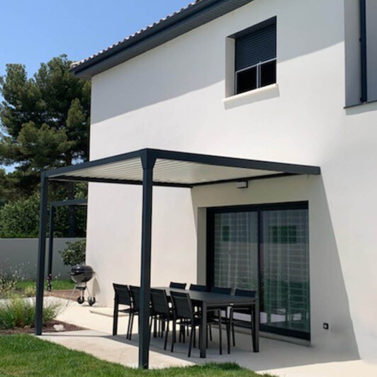 PERGOLA MARINA MOTORISEE