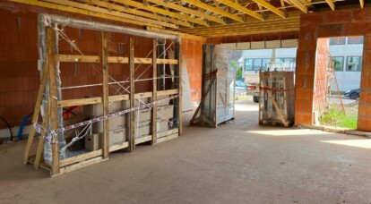 Zoom Chantier à Sens – BigMat Gourmand Matériaux x BATIKARS